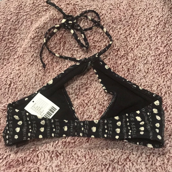 Great swim suit top! Brand new-tags still on. - Picture 3 of 5